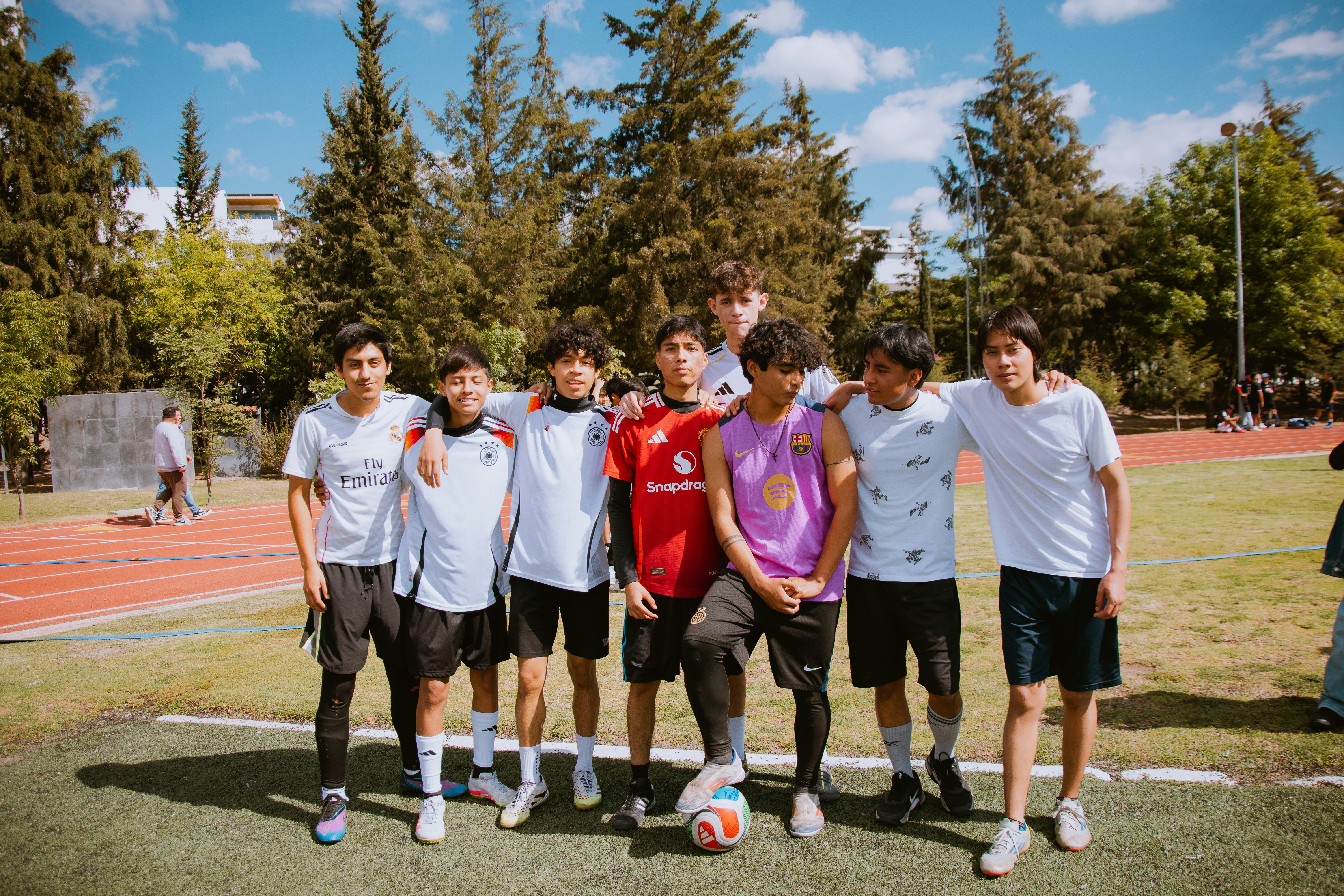 视频丨国足肇庆新年首训，张玉宁：国足面貌一新，今年力争提升亚…